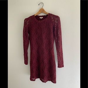 SUNDAY BEST ~Aritzia~ Long Sleeve Lace Bodycon